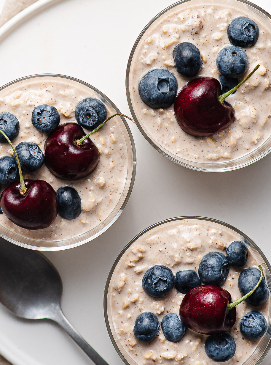 Berry Overnight Oats - Pass Me Some Tasty